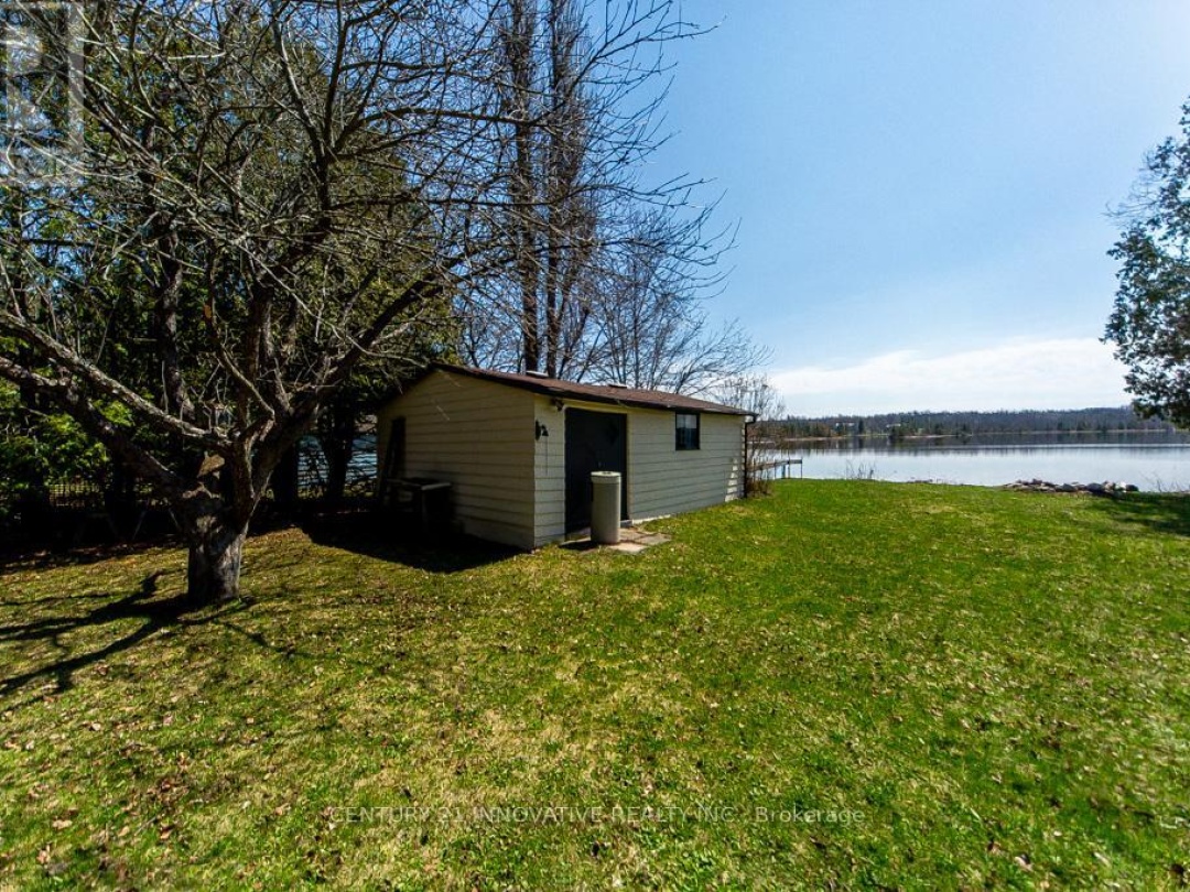 159 MCGUIRE BEACH ROAD, Canal Lake