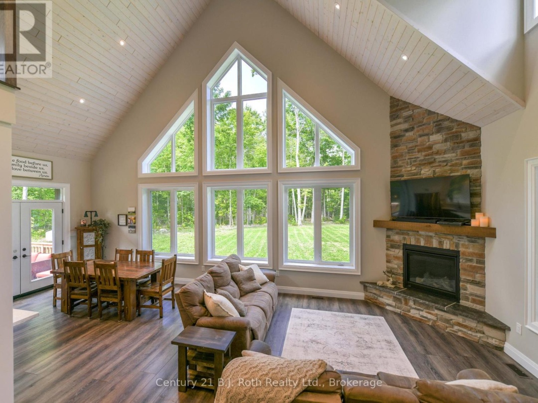 3082 FAIRGROUNDS ROAD, Severn