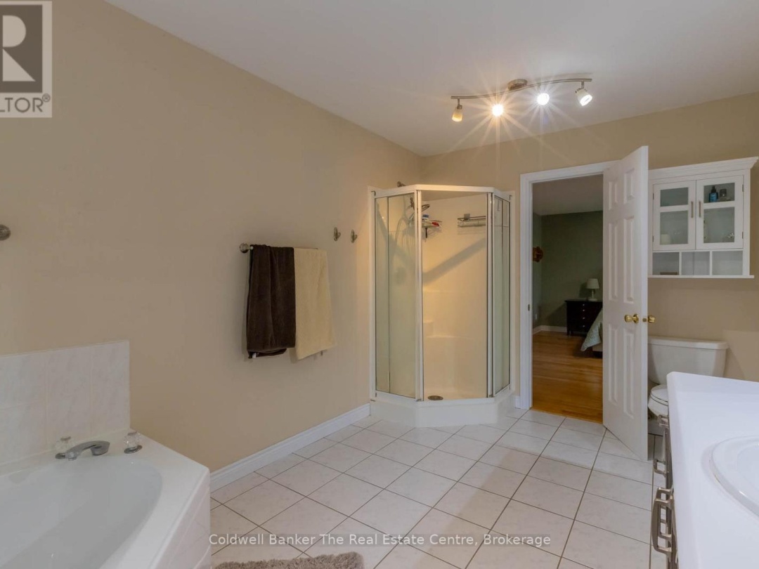 110 FOREST GLEN DRIVE, Gravenhurst (Muskoka (S))