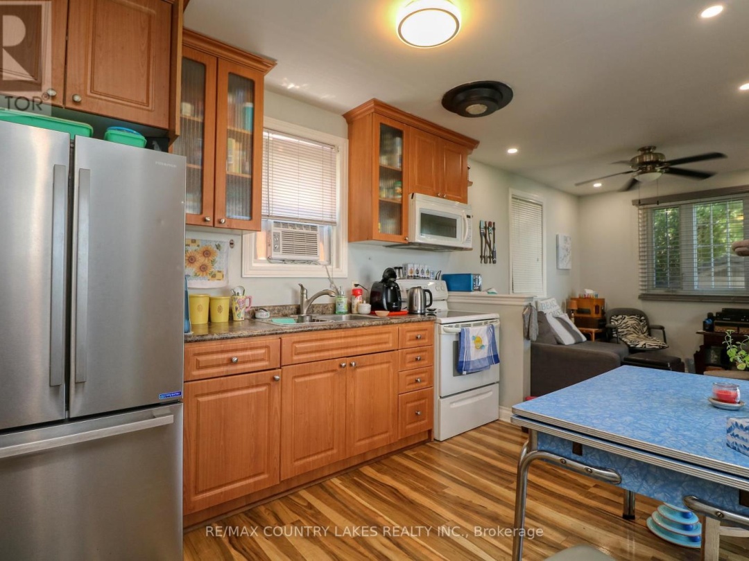 104 THE STEPS ROAD, 