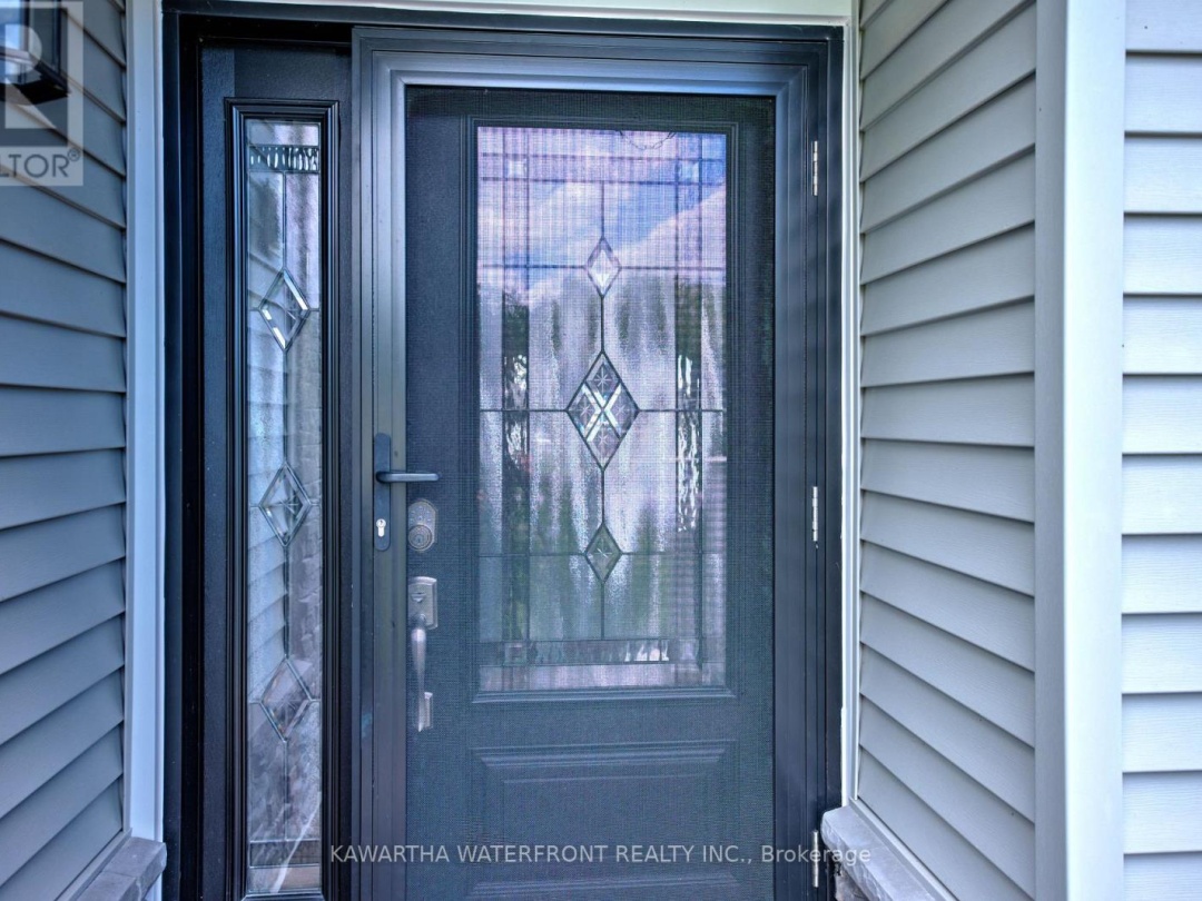 26 GREENWOOD CRESCENT, Canal Lake