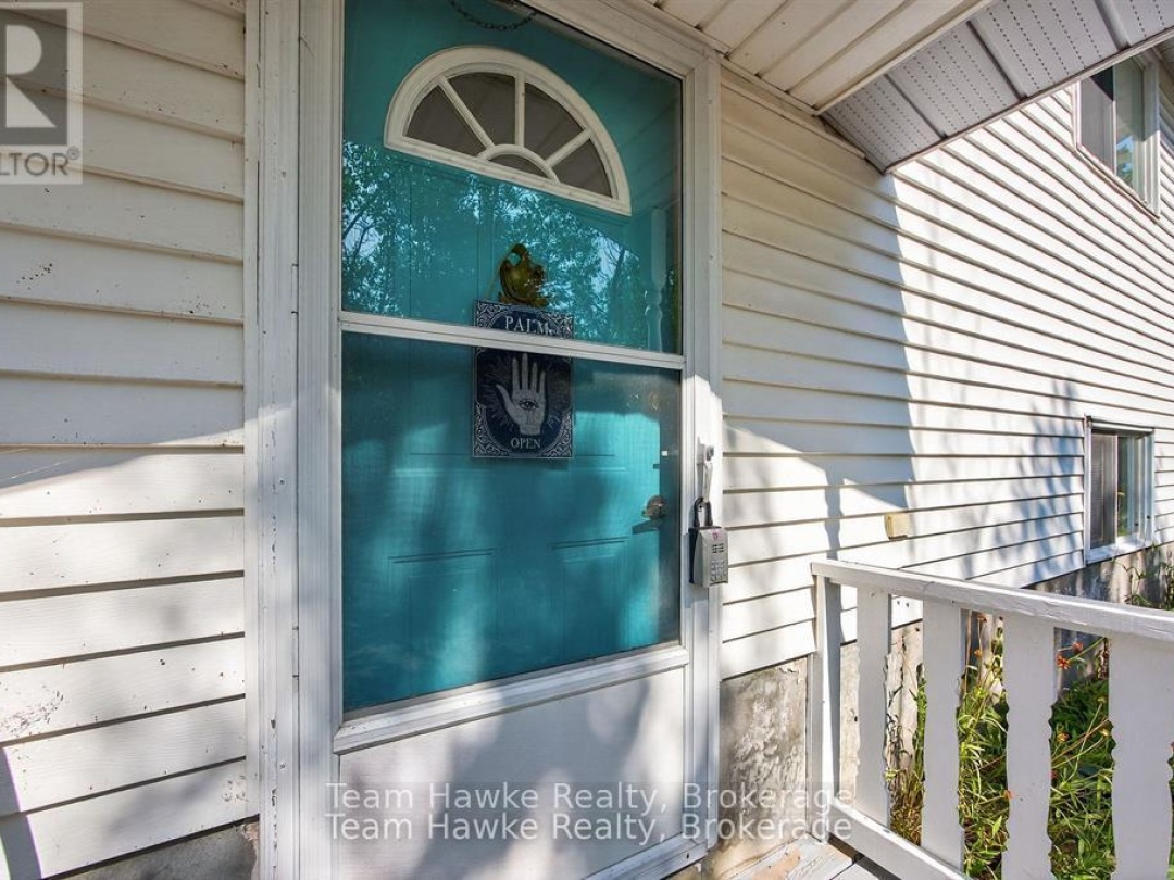 203 WOODLANDS AVENUE, 