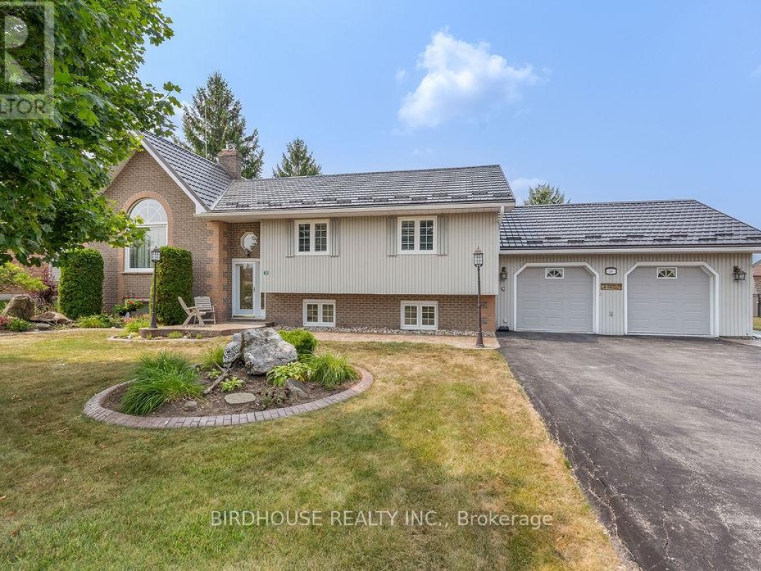 20 DOBLE DRIVE, Kawartha Lakes (Oakwood)