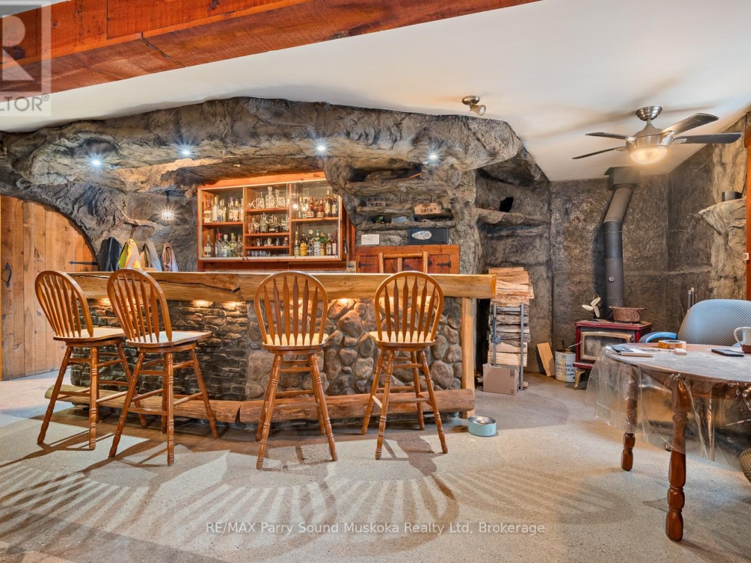 92 BLUE LAKE ROAD, Murdock Lake
