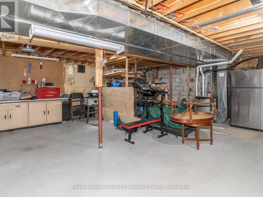 220 ALEXANDER STREET, Gravenhurst (Muskoka (S))