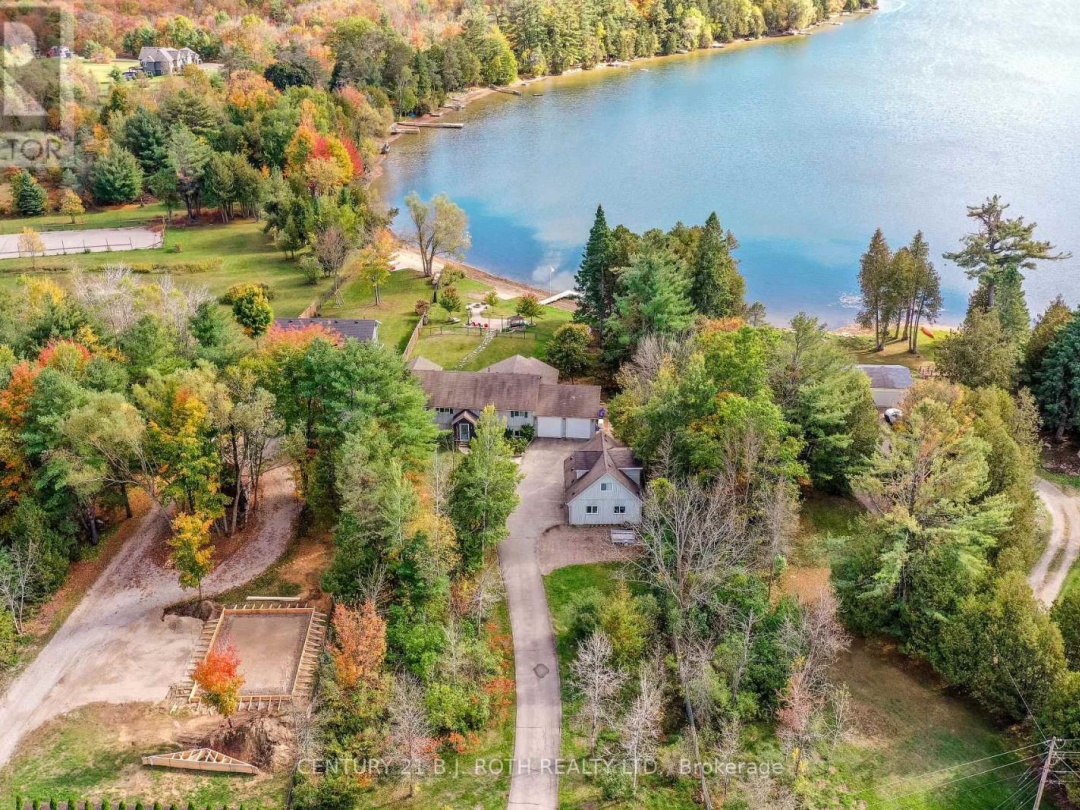 3371 LAKE ST. GEORGE BOULEVARD, Lake St George