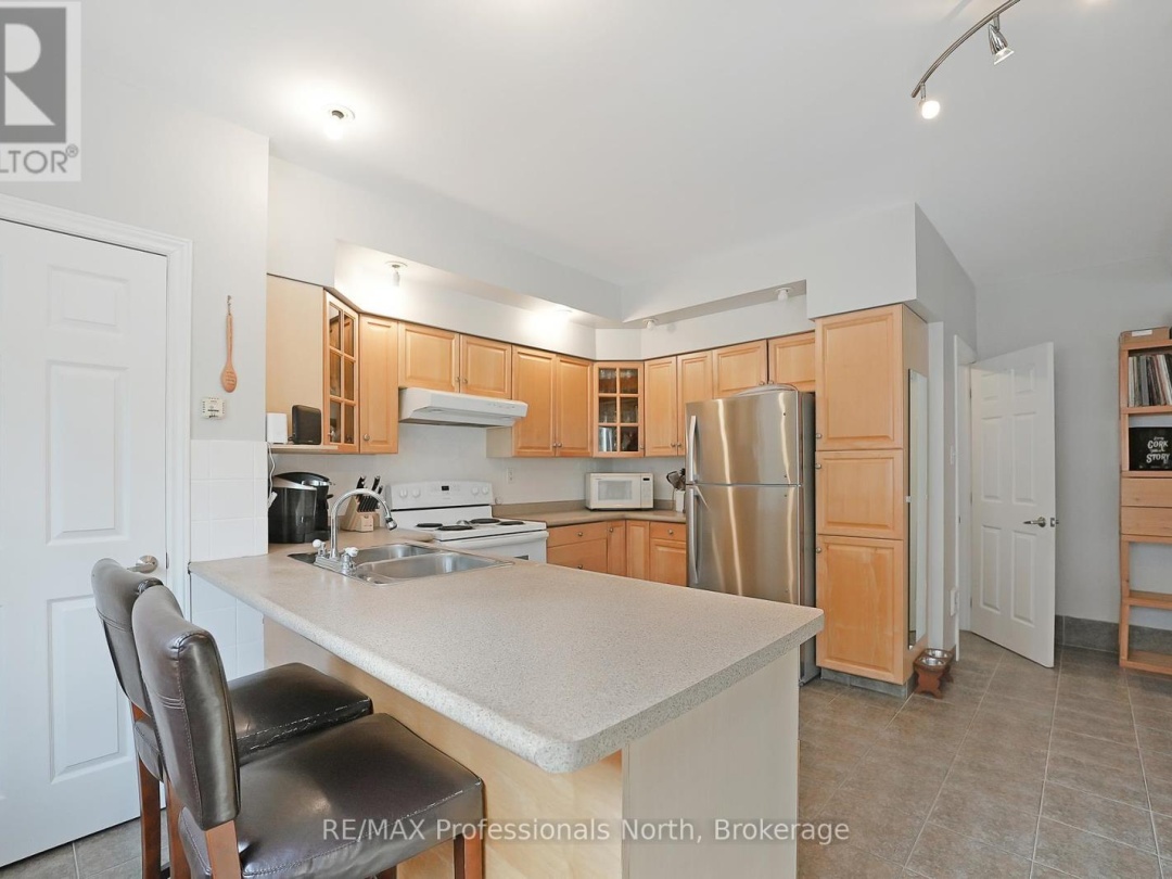 1008 CHEROKEE TRAIL, Halls Lake