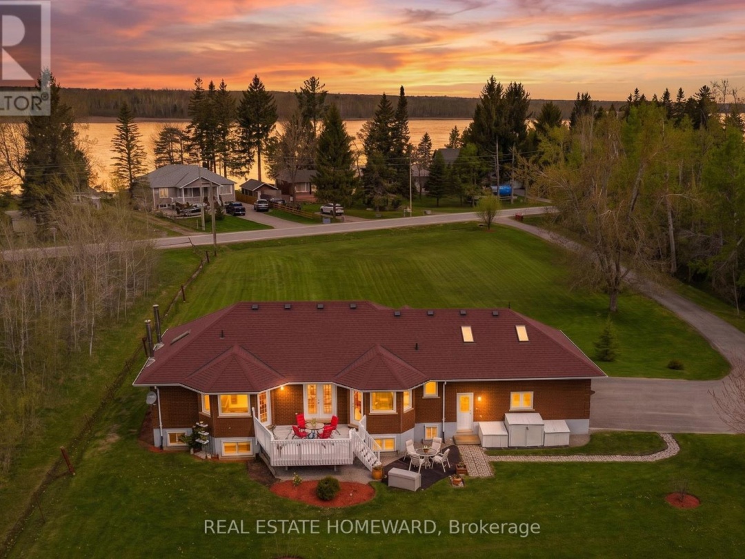 56 DRIFTWOOD SHORES ROAD, Canal Lake