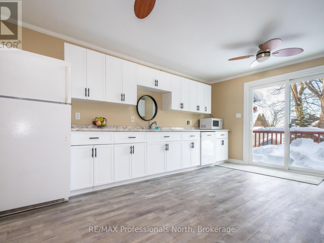 10 FLORENCE STREET W, Huntsville (Chaffey)