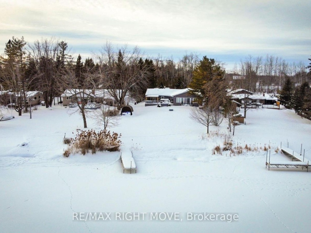 35 CEDAR BAY ROAD, Canal Lake