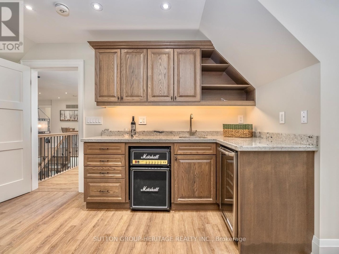 58 PIRATES GLEN DRIVE S, Pigeon Lake