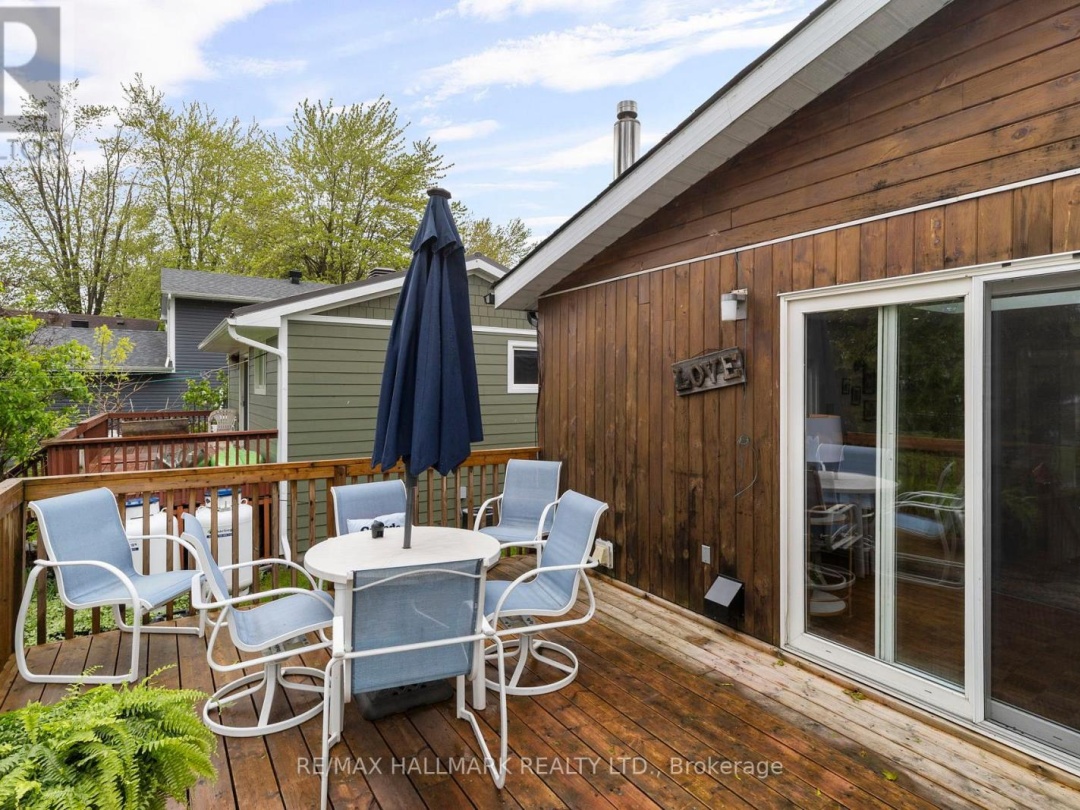95 LAKE AVENUE, Lake Simcoe