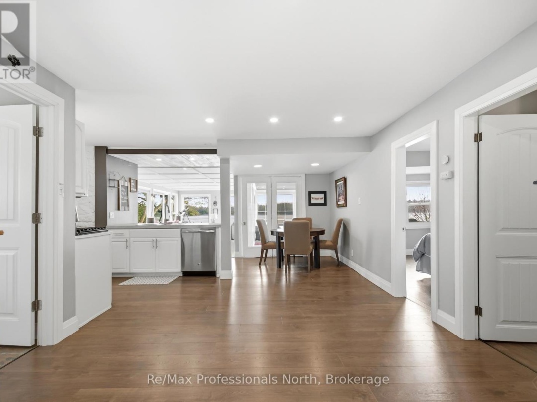 2 - 550 SIXTH STREET, Gull Lake