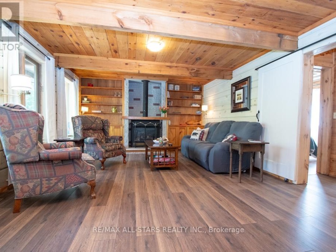 1130 TOWERING OAKS DRIVE, Gull River