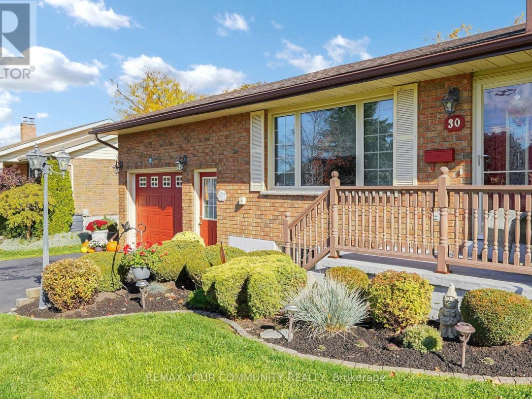 30 GRANT DRIVE, Kawartha Lakes (Oakwood)