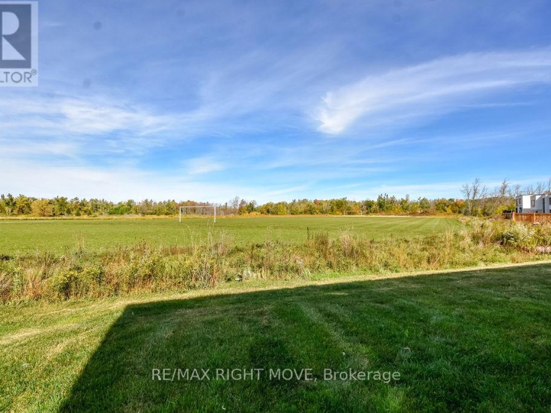 3721 QUAYSIDE DRIVE, Severn (West Shore)
