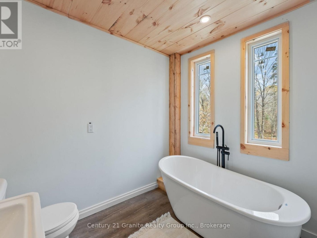 1126 RICE ROAD, Minden Hills (Snowdon)