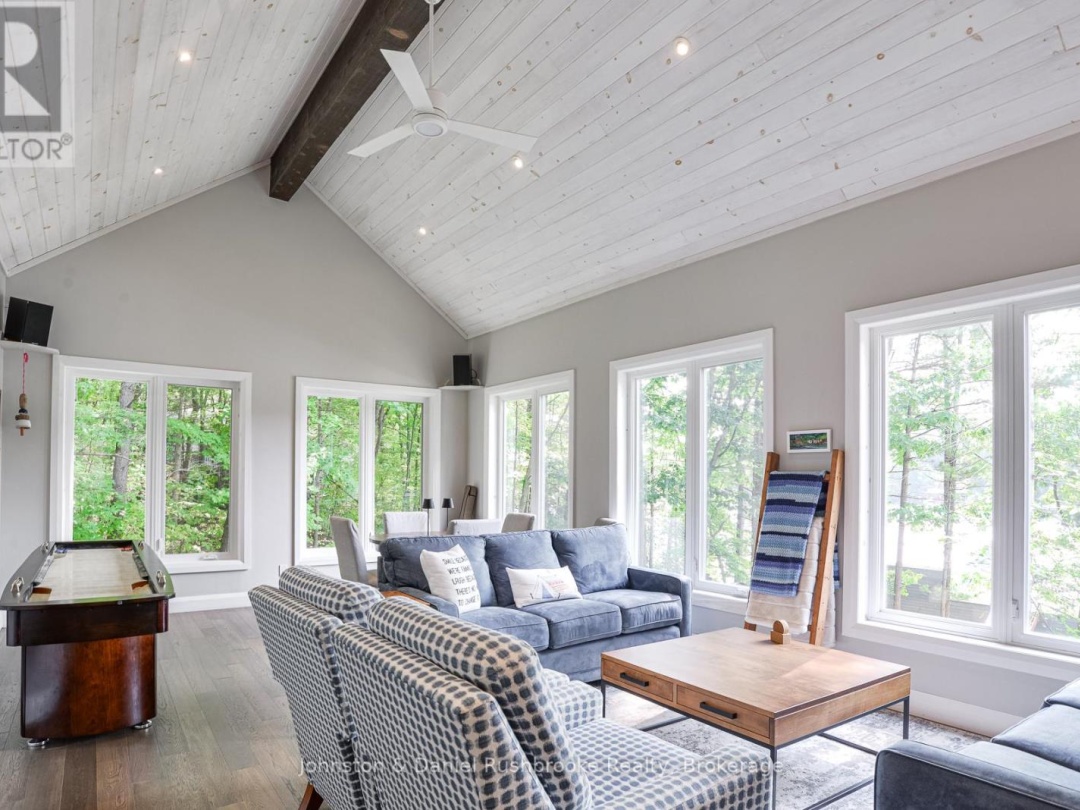 27 ISLAND 35LM (MILLER ISLAND), Lake Muskoka