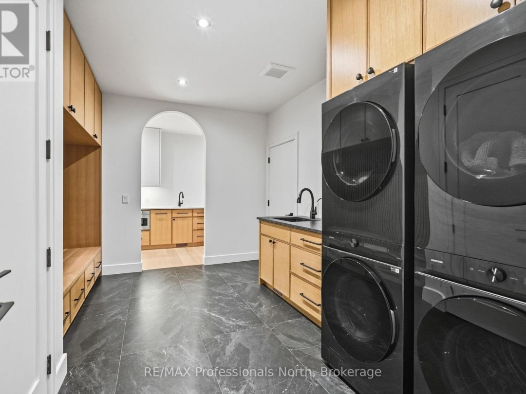 1192 HIGH FALLS ROAD, Muskoka River