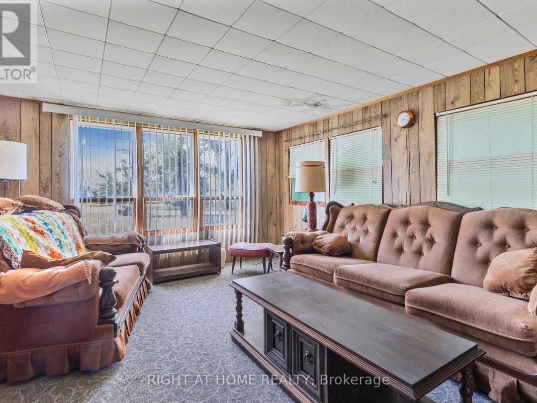 194 MCGUIRE BEACH ROAD, Kawartha Lakes (Carden)