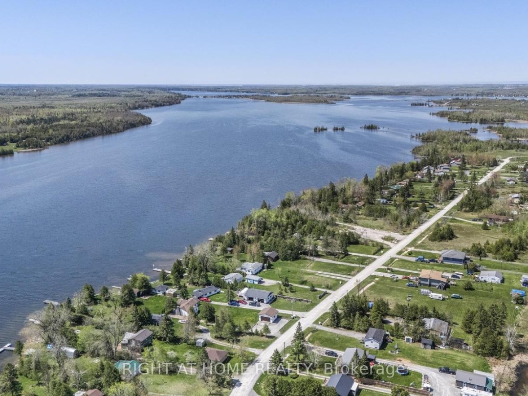 194 MCGUIRE BEACH ROAD, Kawartha Lakes (Carden)