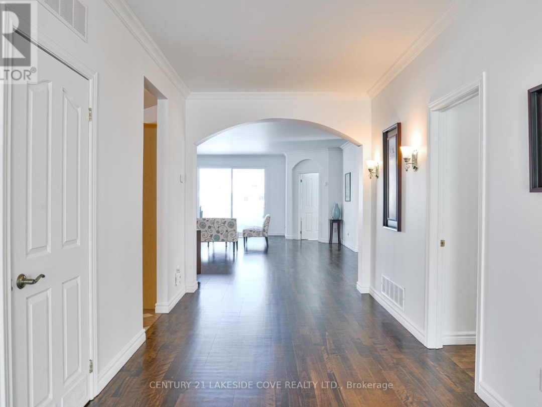 17 WILLOW CRESCENT, Lake Simcoe