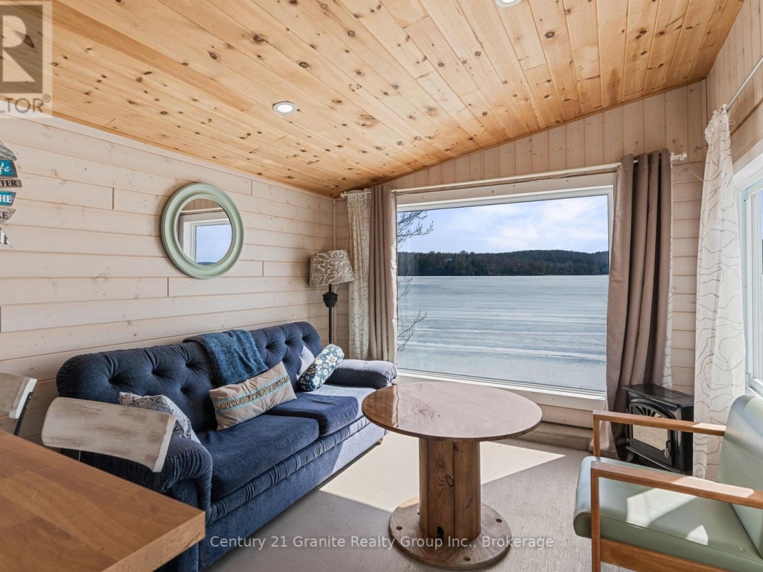 6087 HALIBURTON LAKE ROAD, Haliburton Lake