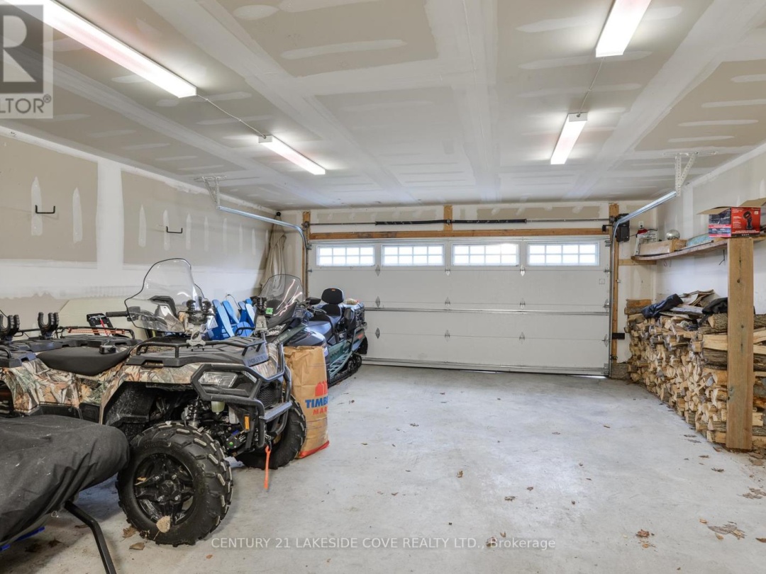 51 Ridge Avenue, Lake Simcoe
