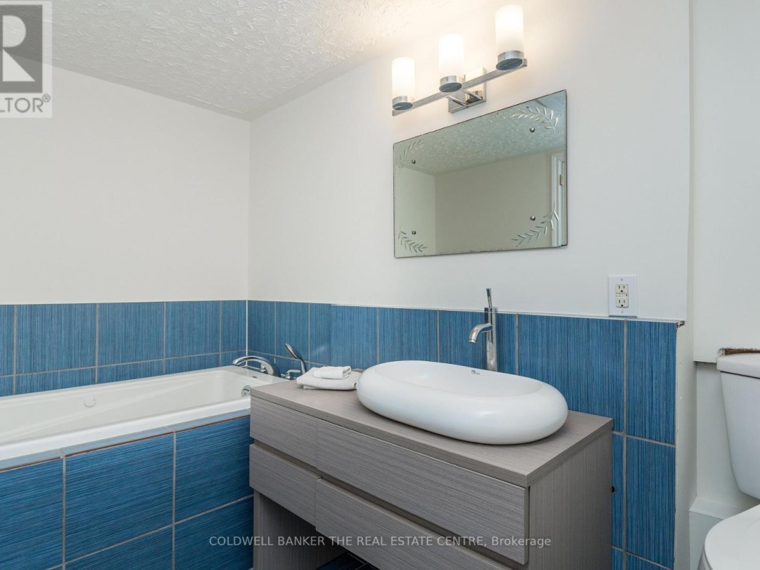 461 ALBERTA STREET, Tay (Port McNicoll)