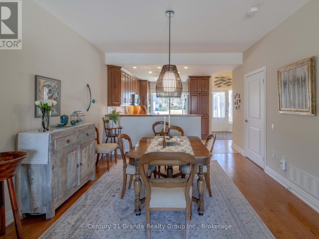 44 WEBB CIRCLE, 