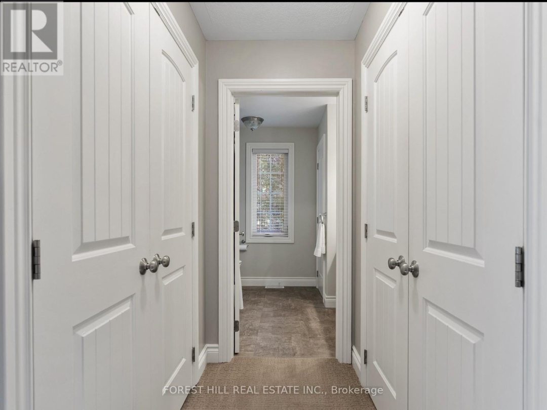 1025 TOWER CRESCENT, 