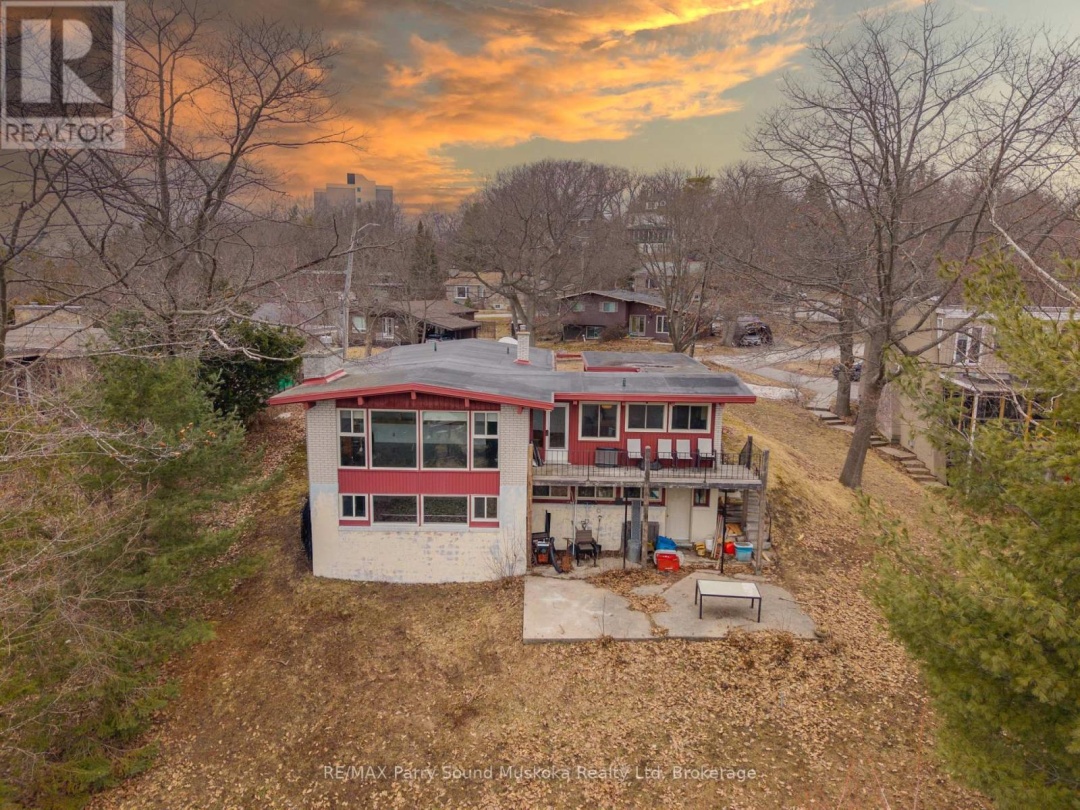 8 SUNSET AVENUE, Georgian Bay