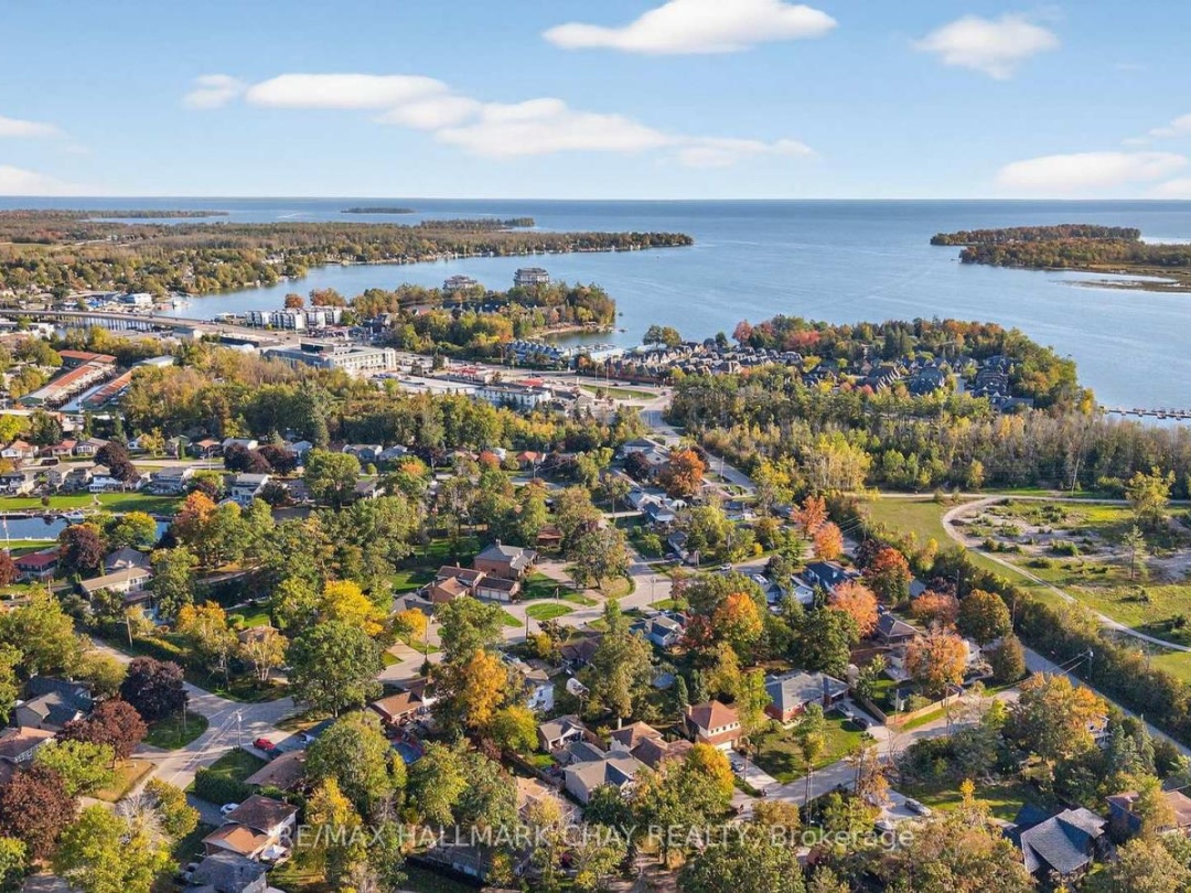 668 BROADVIEW AVENUE, 