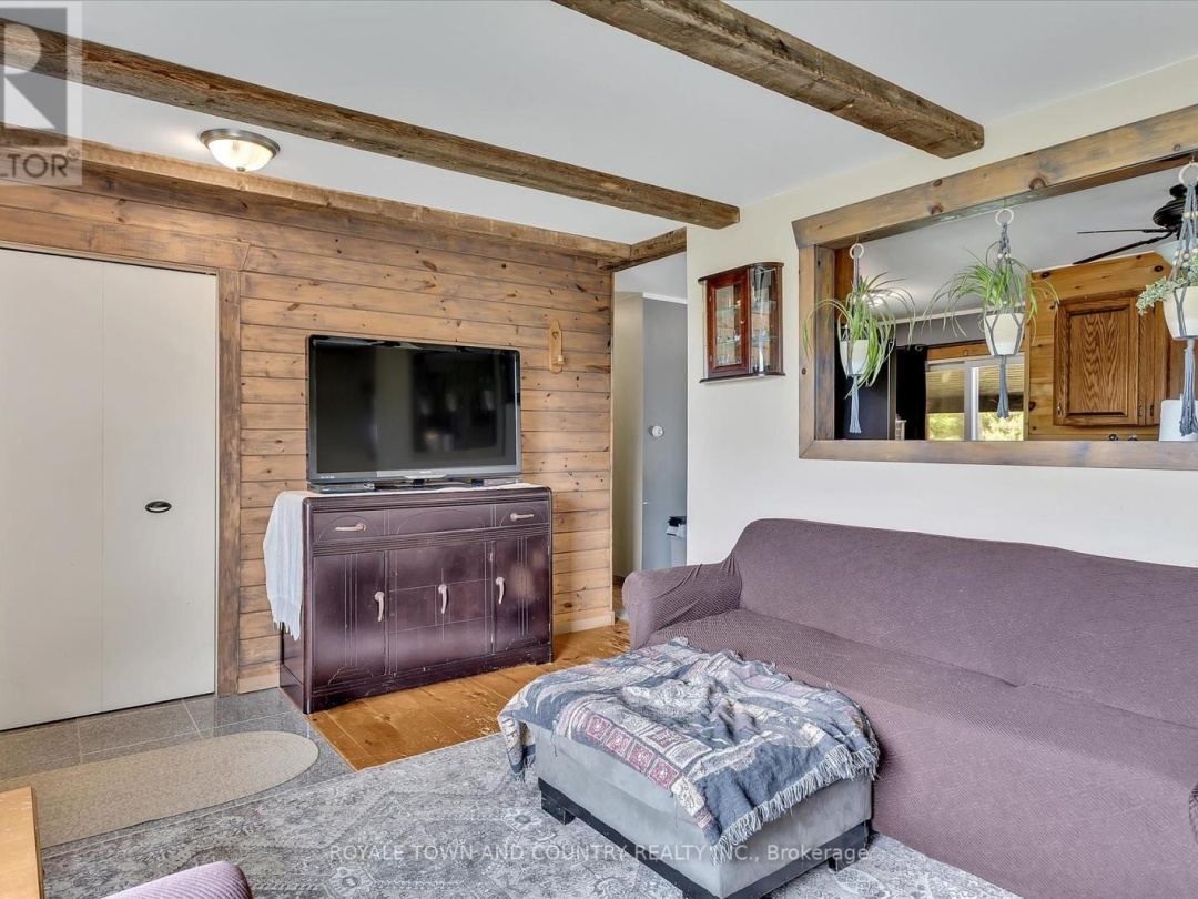 1042 TWEED DRIVE, Highlands East (Glamorgan)
