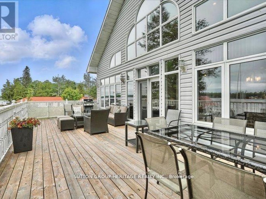400 FRONT STREET W, Sturgeon Lake