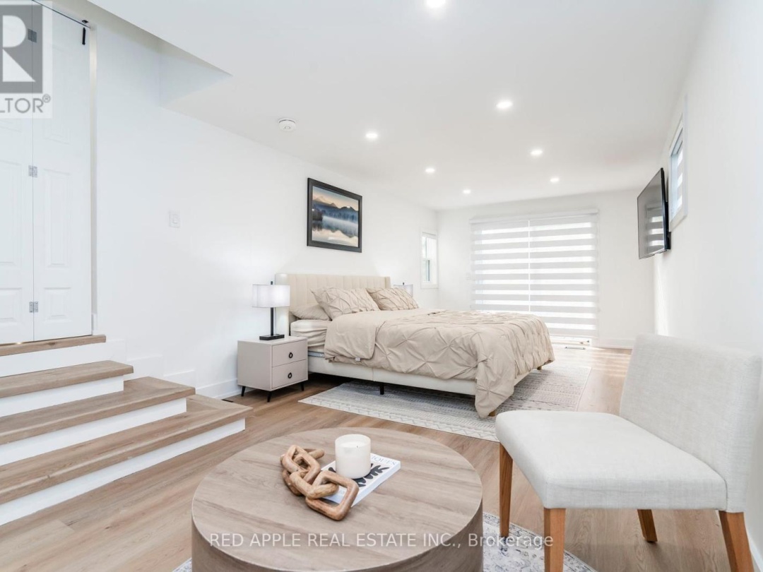 205 HOYT AVENUE, 