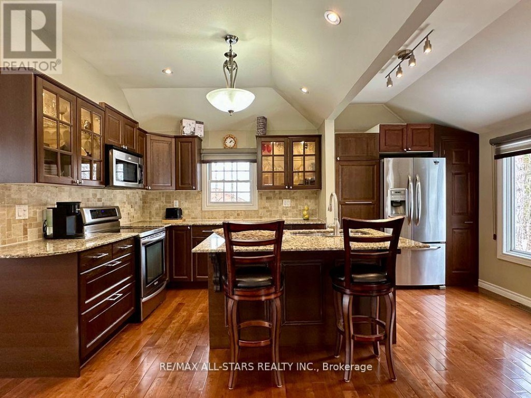 29 STINSONS BAY ROAD, Sturgeon Lake