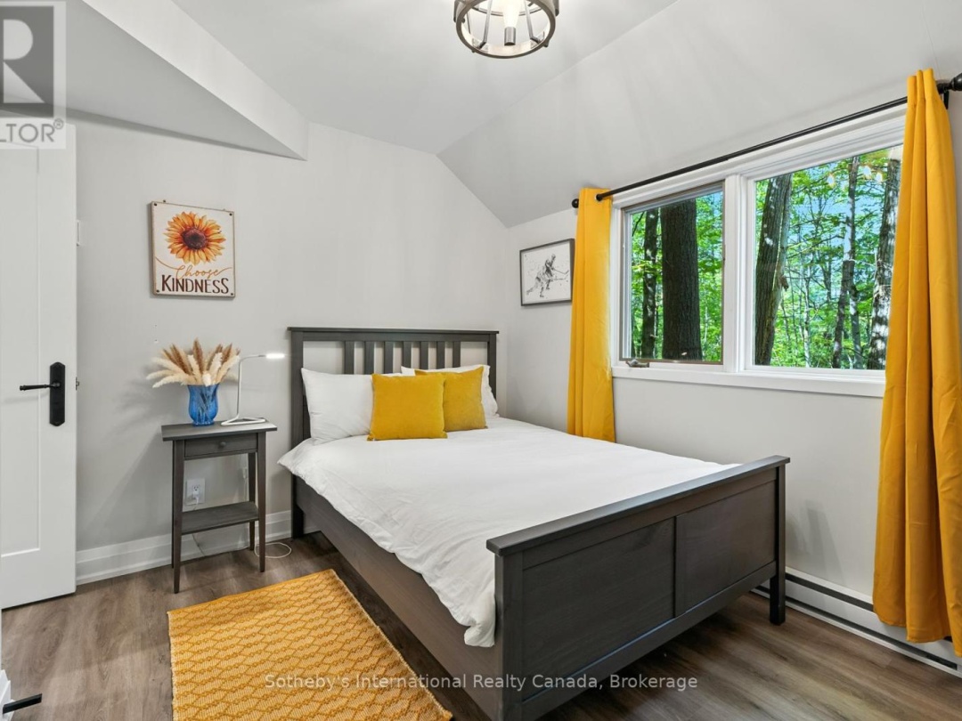 1060 NORTH KAHSHE LAKE ROAD, Kahshe Lake