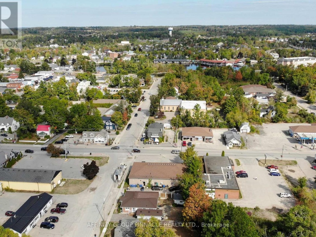 74 WILLIAM STREET, Kawartha Lakes (Bobcaygeon)