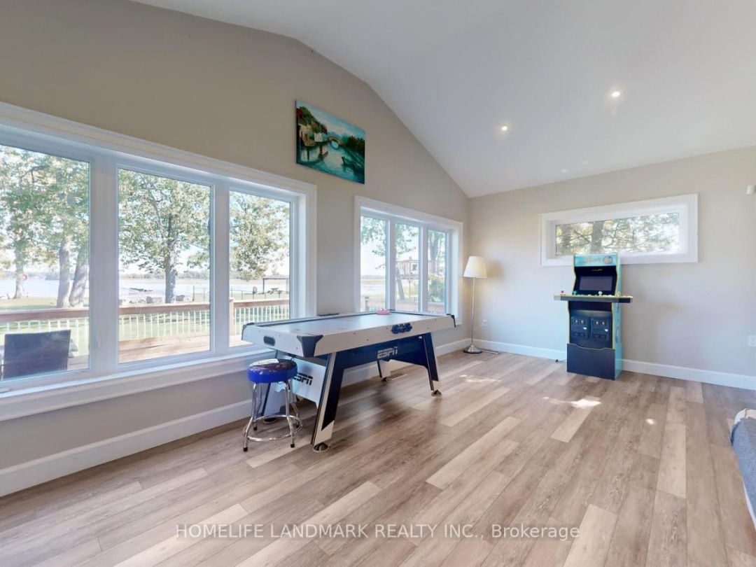 208 LAKESHORE DRIVE, Trent-Severn Waterway
