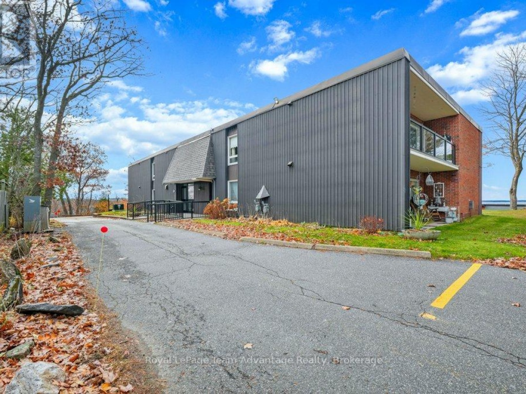 103 - 100 BEACONVIEW HEIGHTS, 