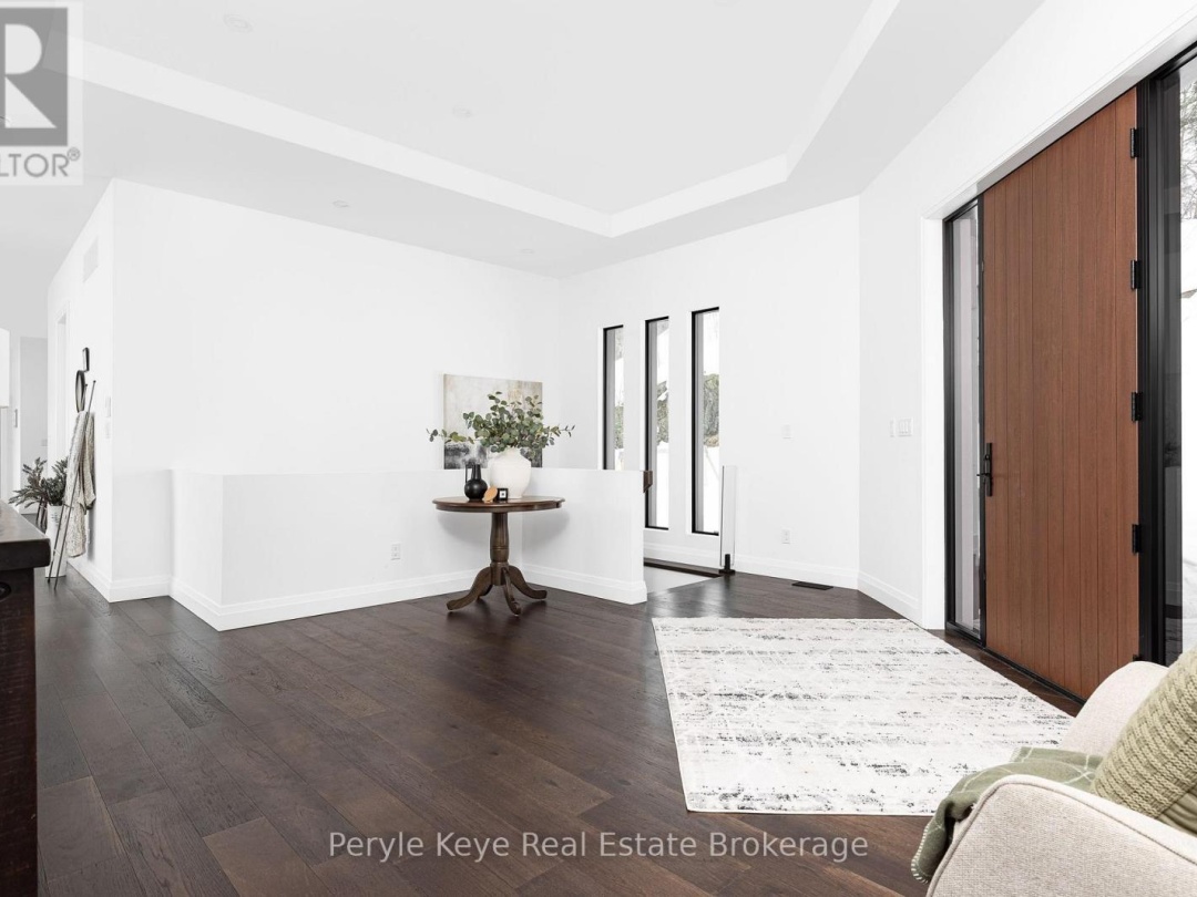 86 CLAREN CRESCENT, Lake Vernon