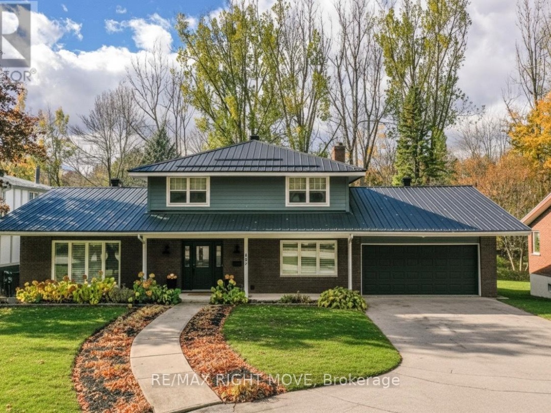407 BAY STREET, Orillia