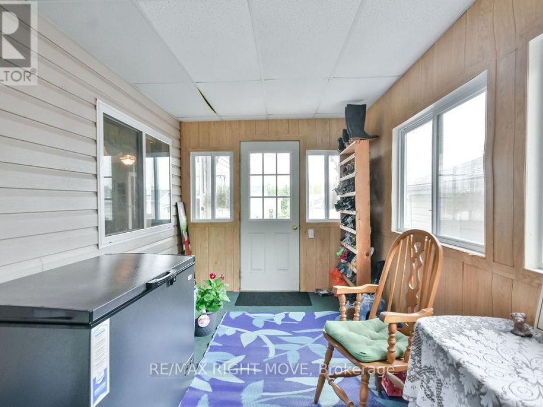 1407 FOX ROAD, Severn