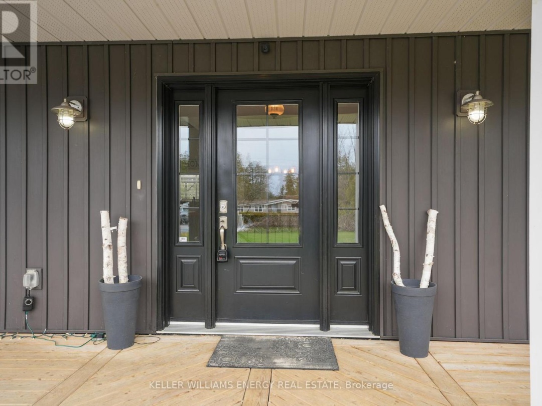 20 LAGOON DRIVE, Kawartha Lakes (Fenelon Falls)