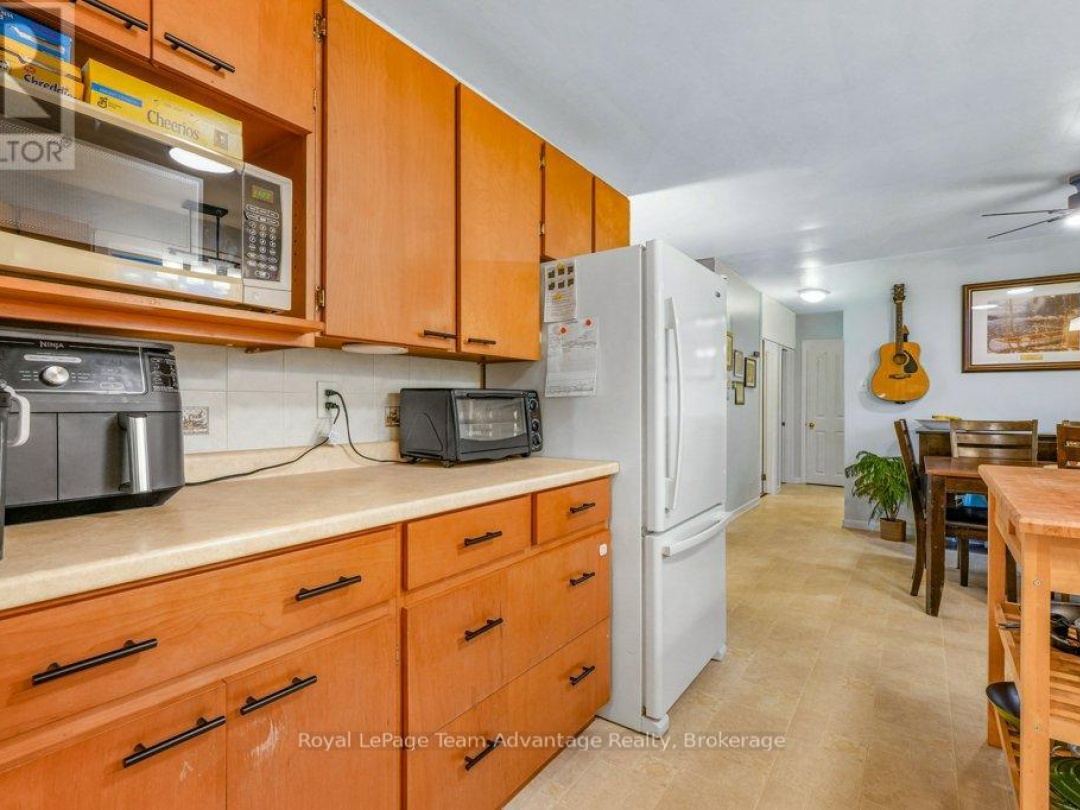 31 CASCADE STREET, Parry Sound