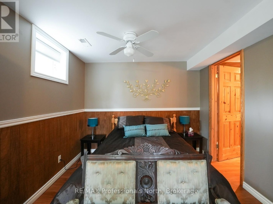 1157 BETWEEN LAKES TRAIL, Soyers Lake