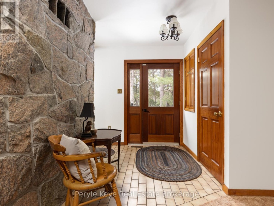 2391 LIMBERLOST ROAD, Dotty Lake