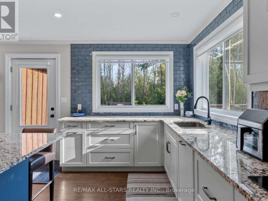 36 STINSON'S BAY ROAD, 