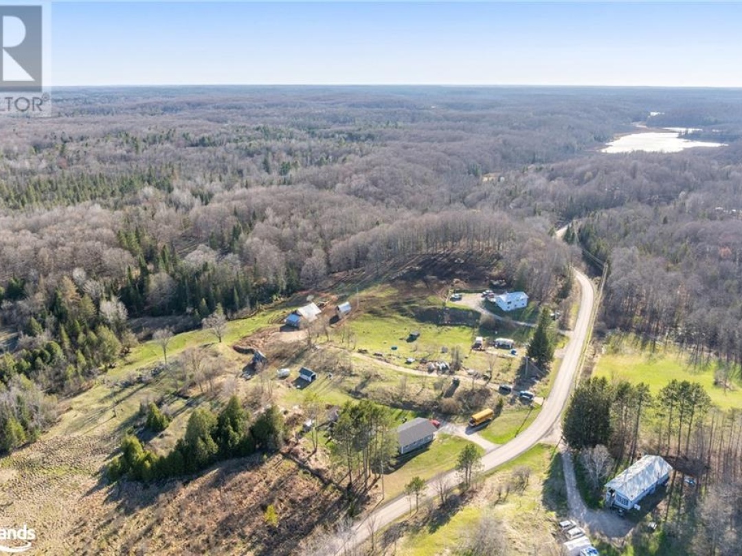 2513 Davis Lake Road, Minden